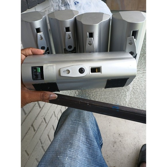 Lot of 5 Magnavox CS200S Center & Surround Speaker Set - Picture 4 of 4